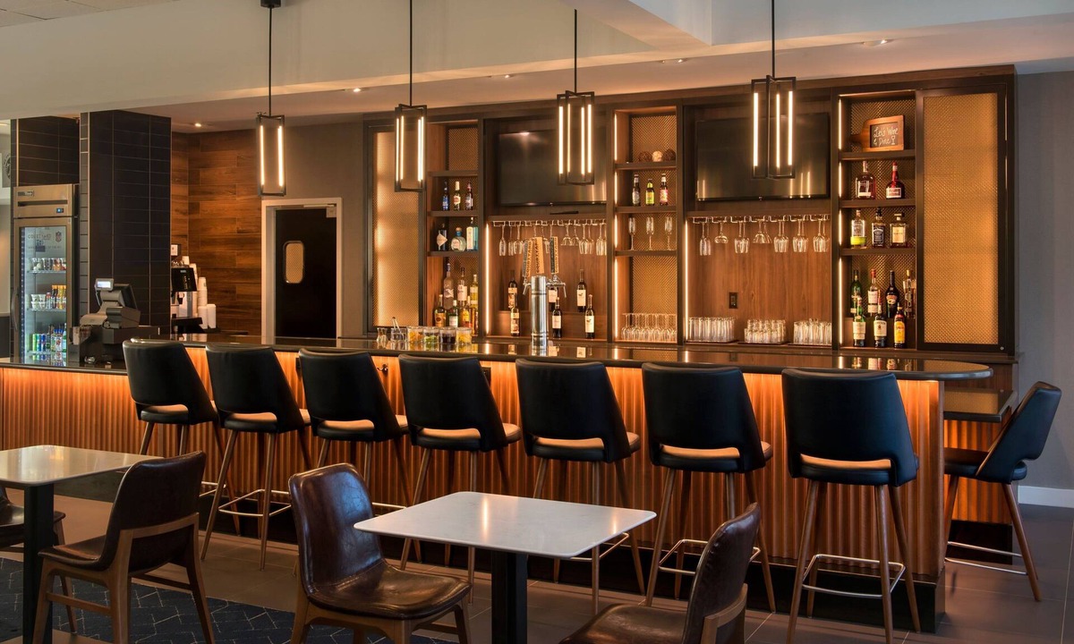 Hunt Valley Hotel | Courtyard by Marriott Baltimore Hunt Valley