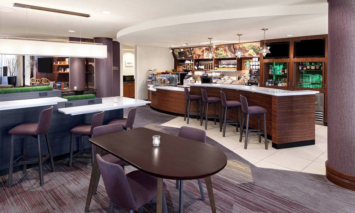 Butztown Hotel | Courtyard by Marriott Bethlehem Lehigh Valley/I-78