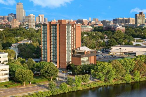 Cambridgeport Hotel | Courtyard by Marriott Boston Cambridge