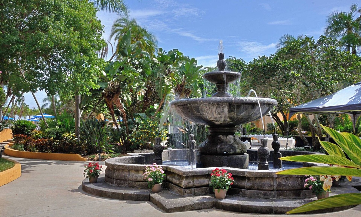 Bradenton Hotel | Courtyard by Marriott Bradenton Sarasota Riverfront
