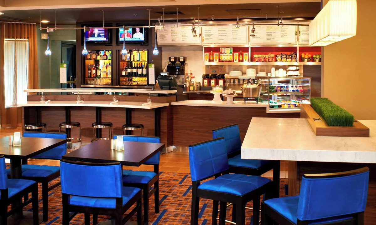Westlake Hotel | Courtyard by Marriott Cleveland Westlake