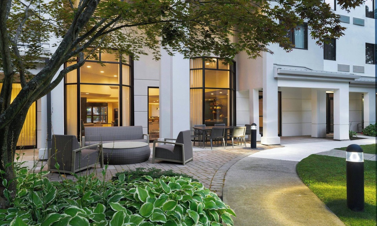 Danbury Hotel | Courtyard By Marriott Danbury