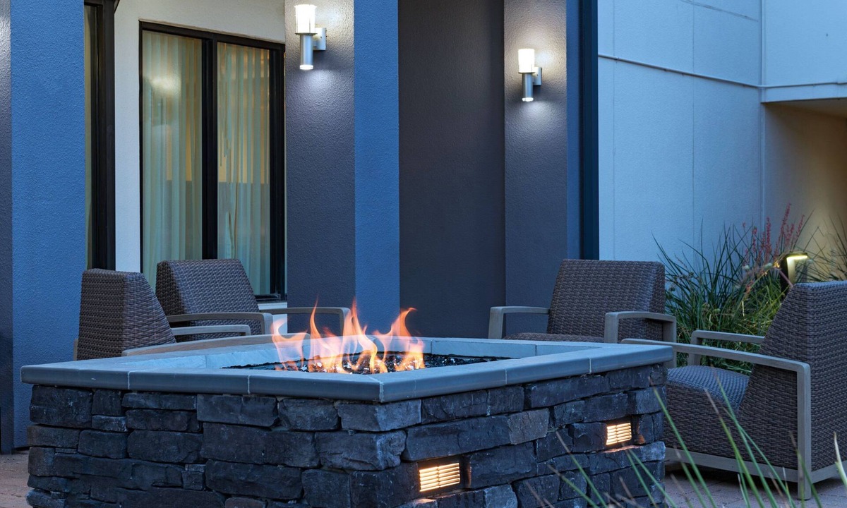 Fort Worth Hotel | Courtyard by Marriott Fort Worth University Drive
