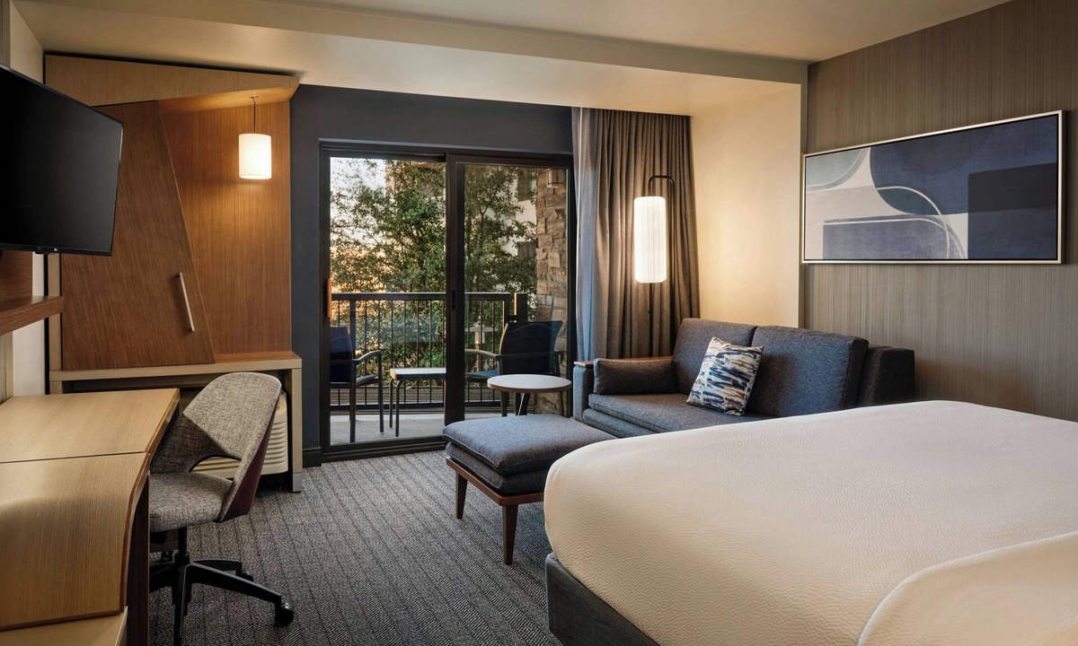 Fort Worth Hotel | Courtyard by Marriott Fort Worth at Alliance Town Center