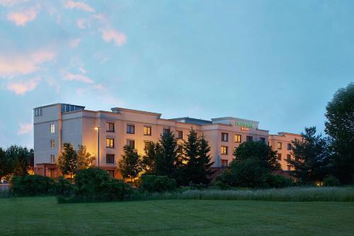 Ithaca Hotel | Courtyard by Marriott Ithaca Airport/University