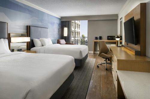 East Village Hotel | Courtyard by Marriott Long Beach Downtown