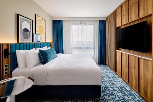 Genas Hotel | Courtyard by Marriott Lyon Eurexpo Stadium