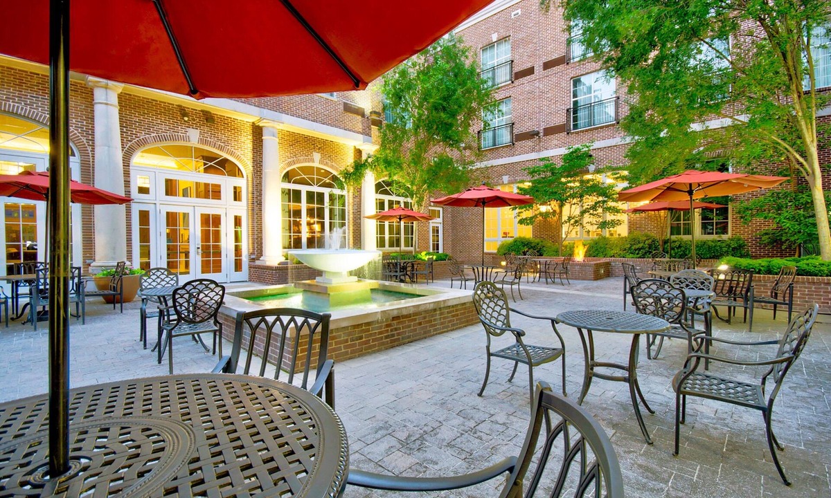 Green Hills Hotel | Courtyard by Marriott Nashville Green Hills