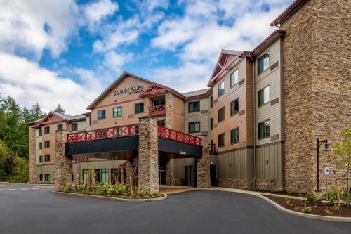 Olympia Hotel | Courtyard by Marriott Olympia