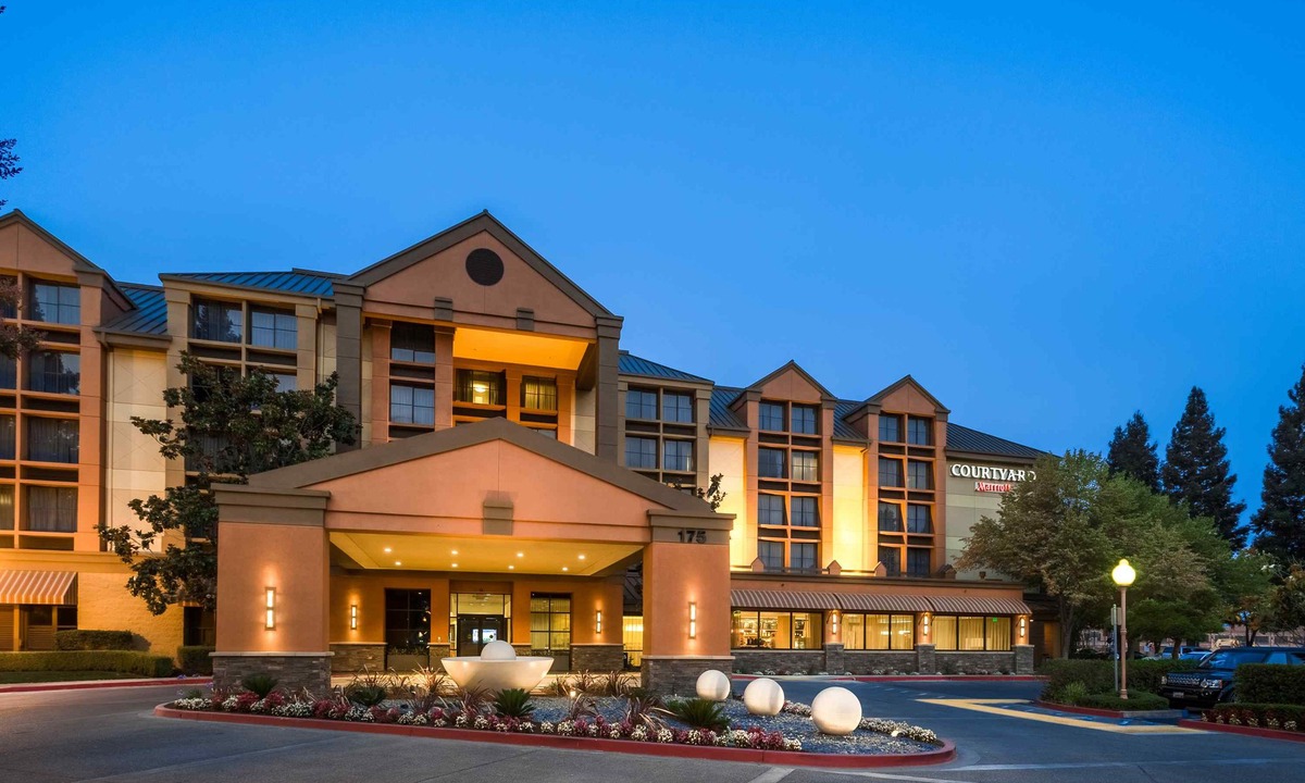 Santa Rosa Hotel | Courtyard by Marriott Santa Rosa