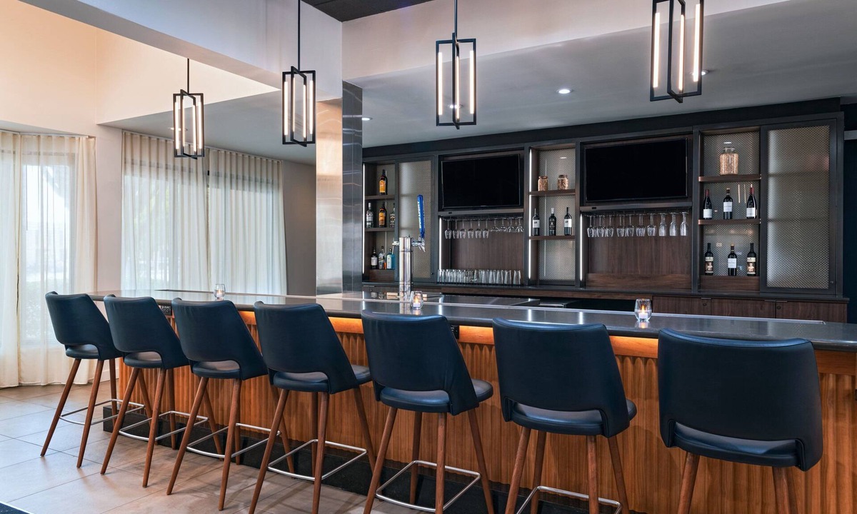 North San Antonio - SAT Hotel | Courtyard by Marriott San Antonio Airport