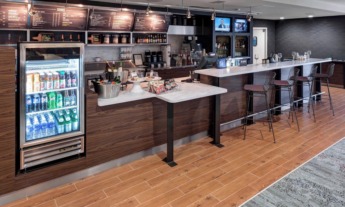 Norfolk - Virginia Beach Hotel | Courtyard by Marriott Suffolk Chesapeake