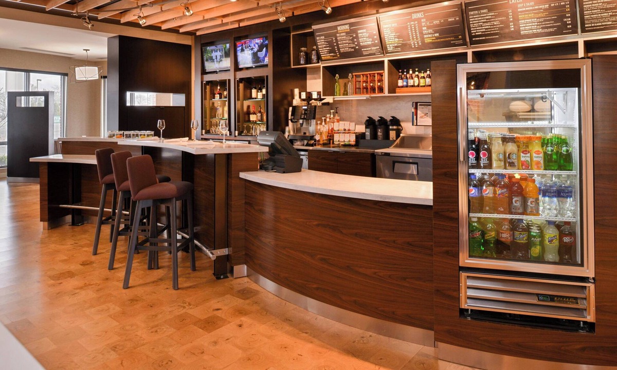 Bedford Hotel | Courtyard by Marriott Toledo North