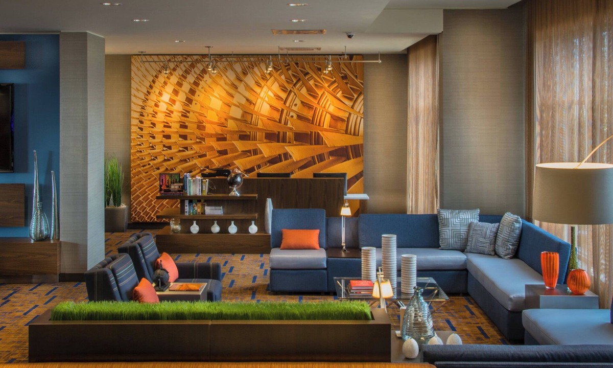 Winnipeg Hotel | Courtyard by Marriott Winnipeg Airport