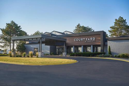 Wood Dale Hotel | Courtyard Chicago Wood Dale/Itasca