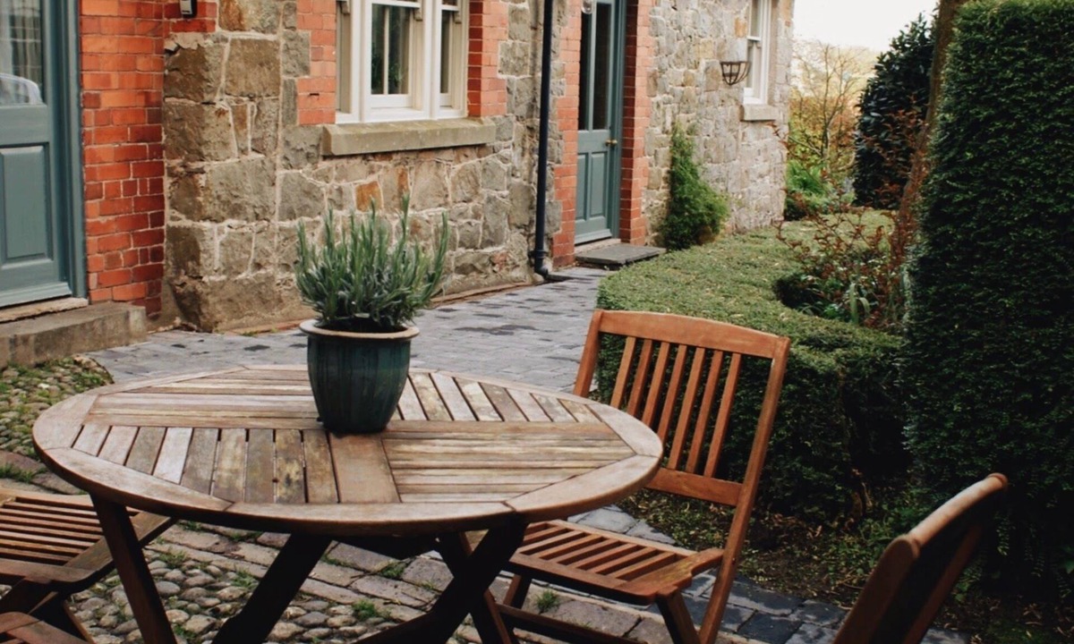 Longford Cottage | Courtyard Cottage