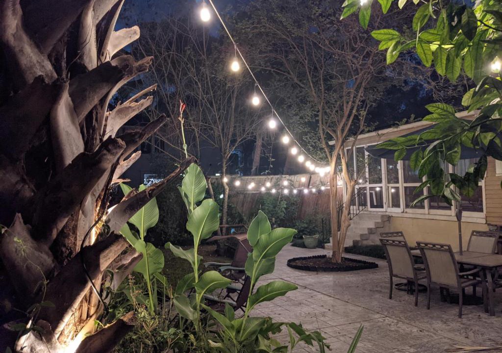 Broadmoor House | Courtyard Hideaway
