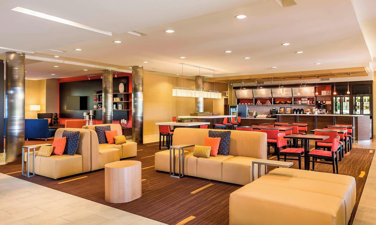 Crossroad Park Hotel | Courtyard Kalamazoo Portage