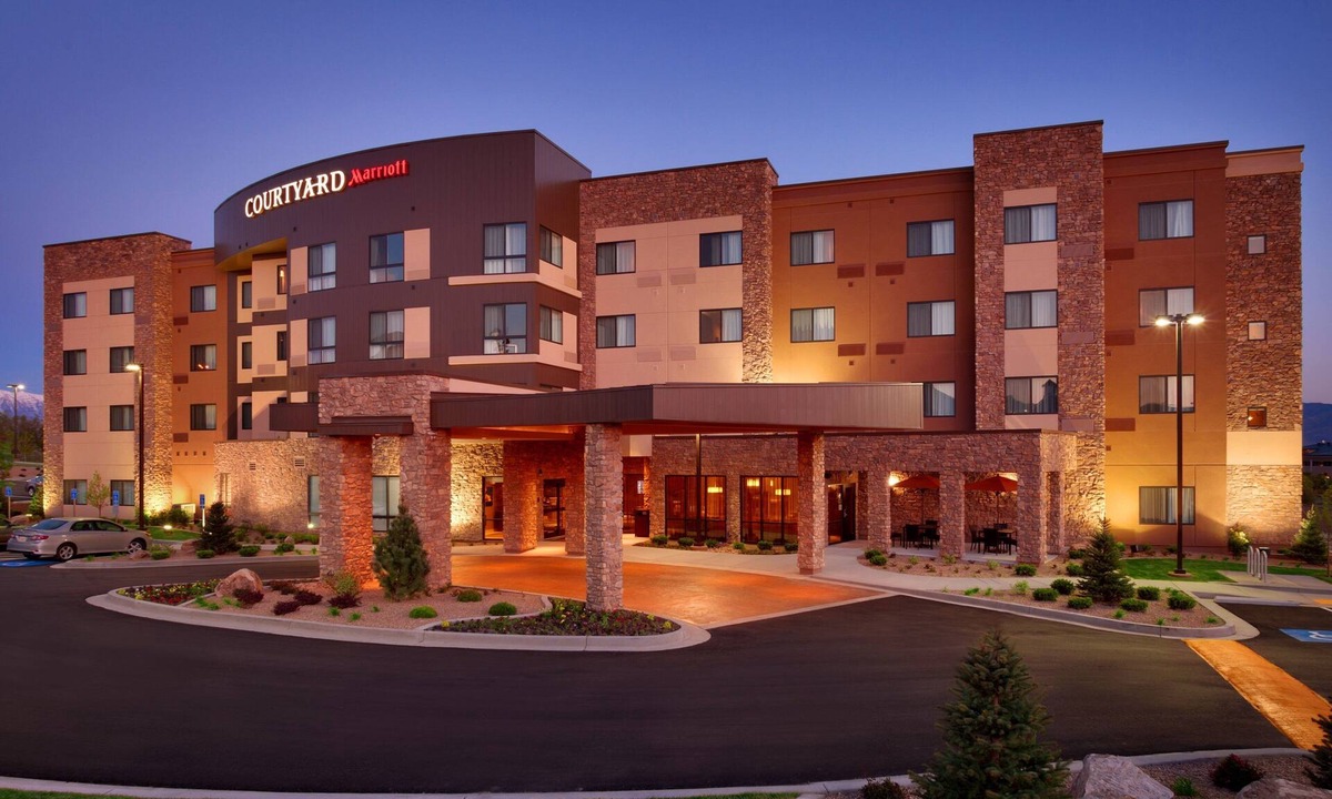 Lehi Hotel | Courtyard Lehi at Thanksgiving Point