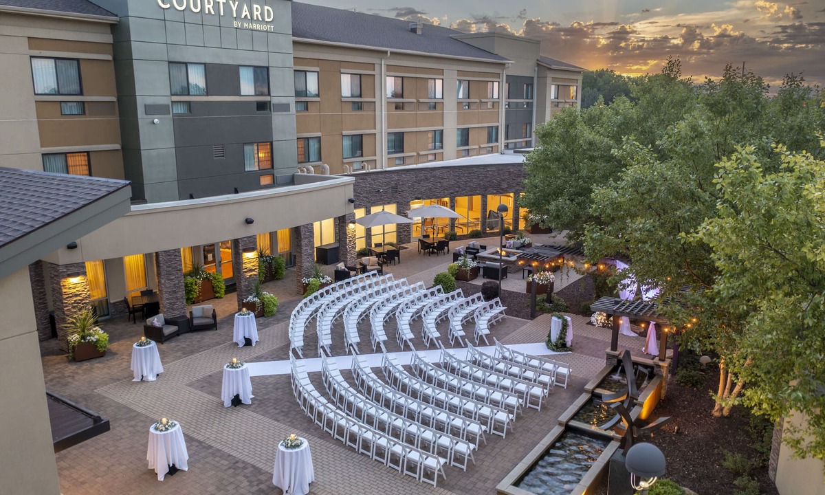 Mankato Hotel | Courtyard Mankato Marriott