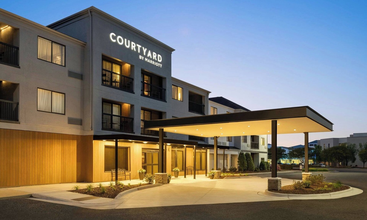 Greenville Hotel | Courtyard Marriott Greenville