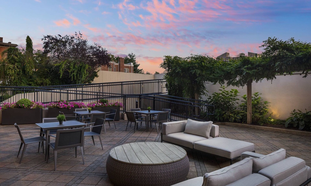 New Haven Hotel | Courtyard New Haven at Yale