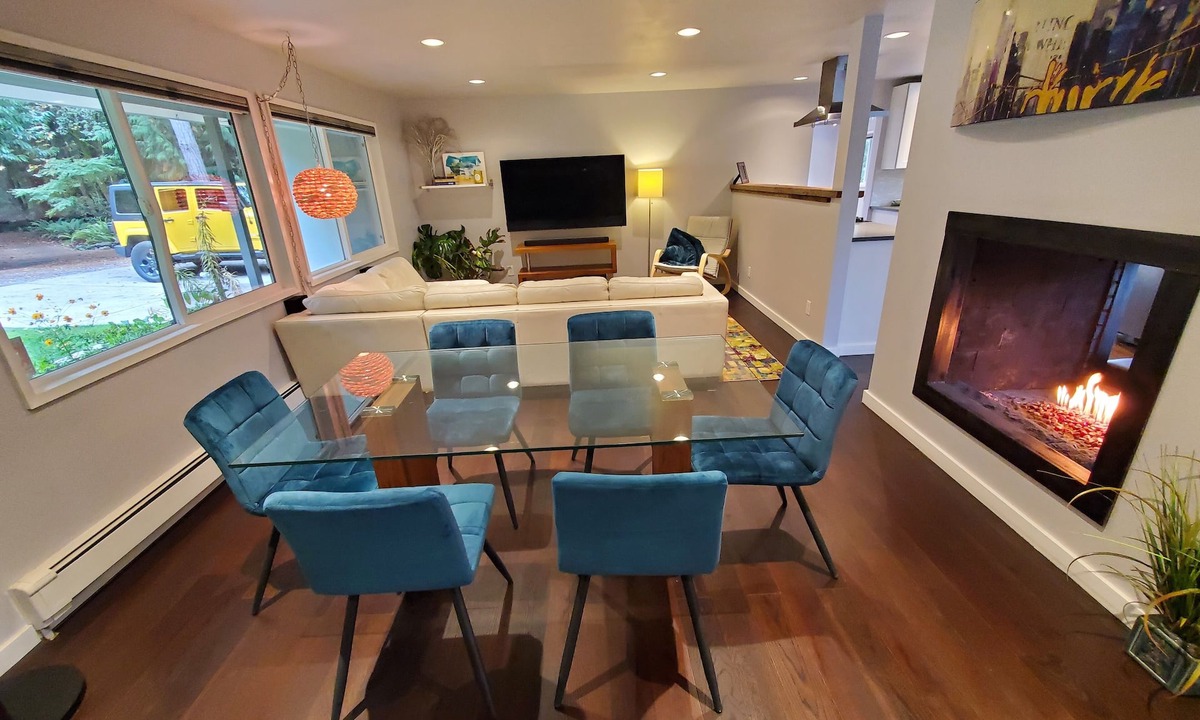 Auburn House | Cove at Lake Killarney