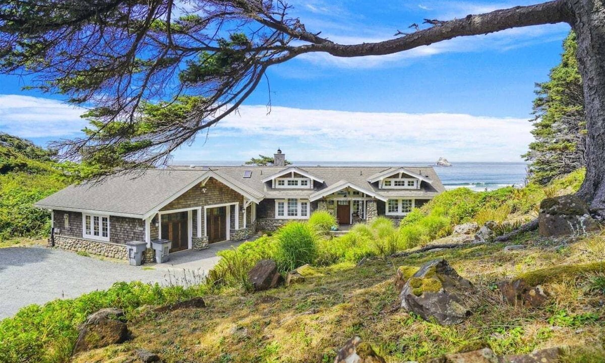 Arch Cape House | Cove Beach Lodge - Magnificent Oceanfront!