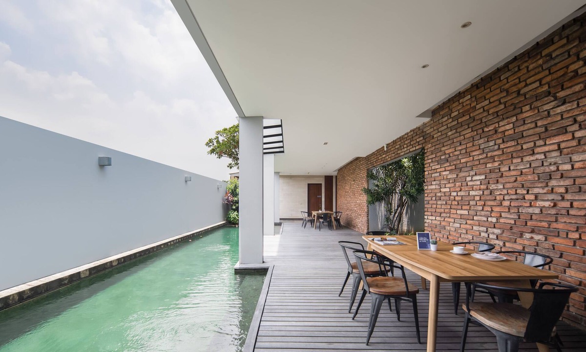 Binong Hotel | Cove Heritage