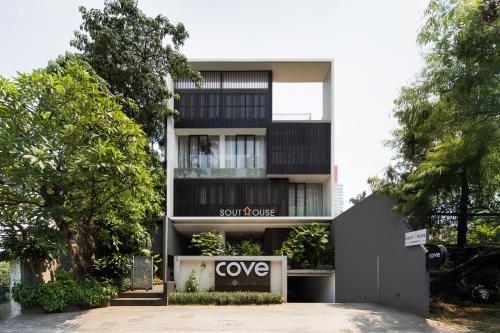 Kuningan Hotel | Cove Southouse Residence