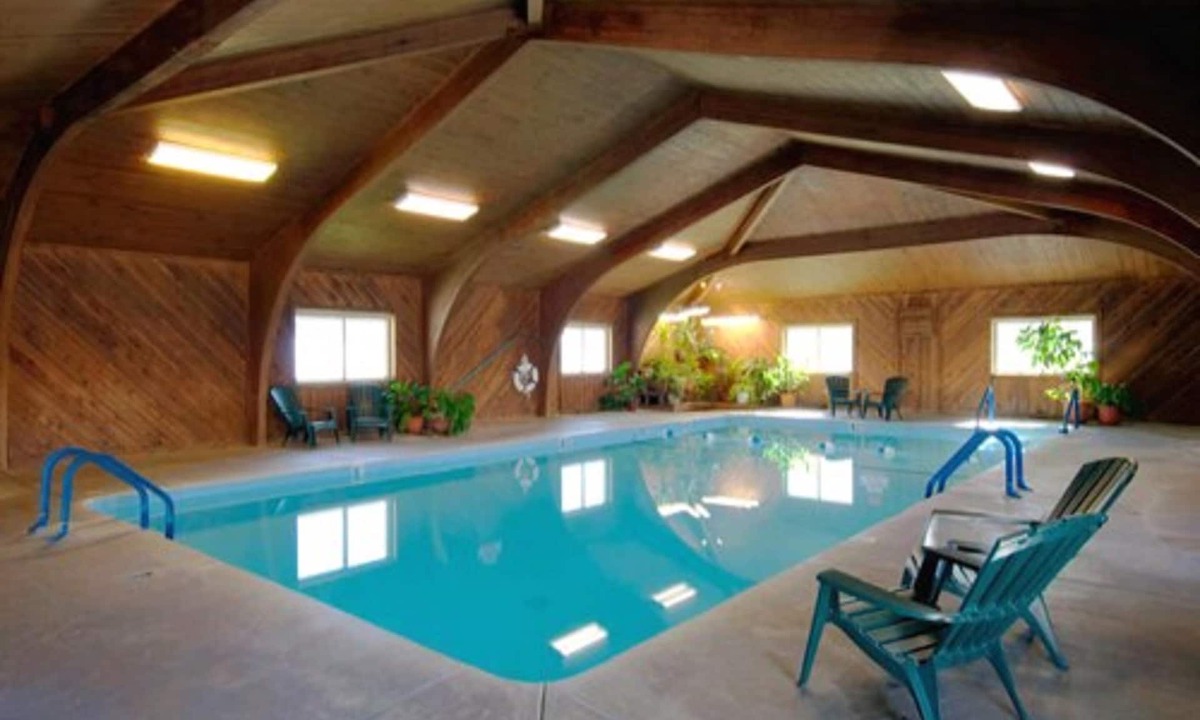 Lusk Hotel | Covered Wagon Motel