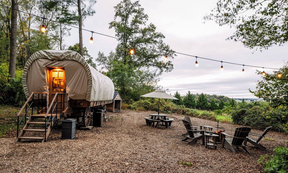 Strasburg Apartment | Covered Wagon with Valley View, Sleep 4