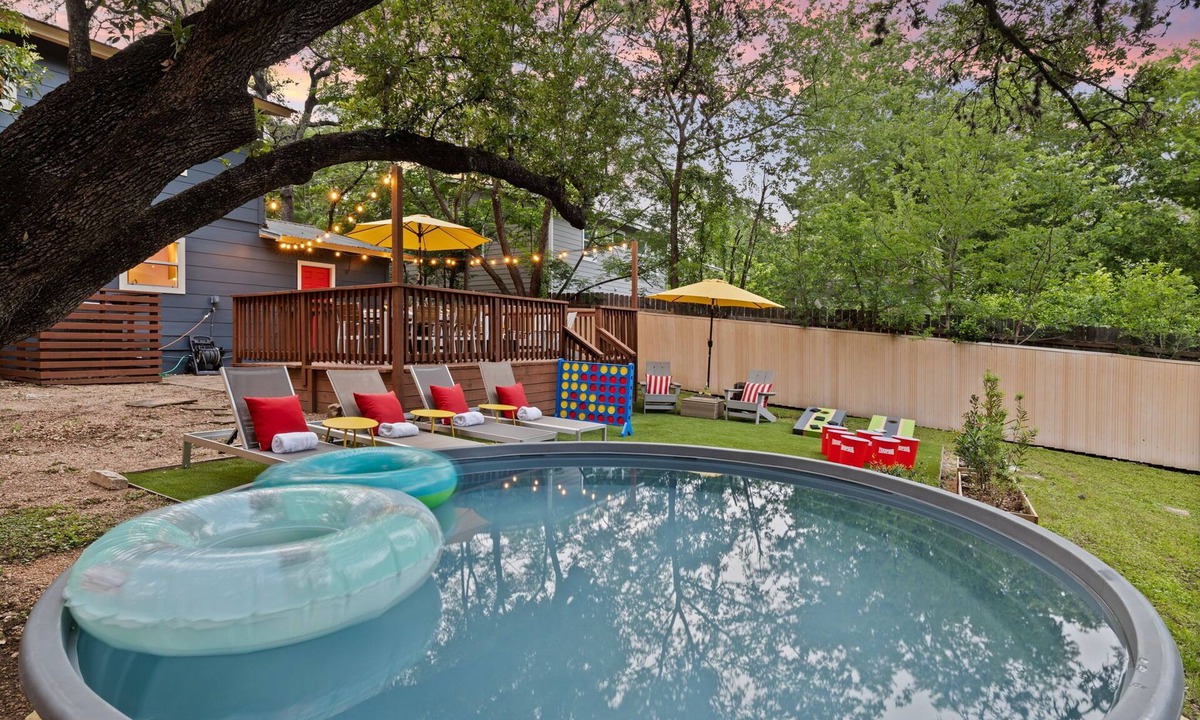 Dawson House | Cowboy Pool · 5 BR · 5 Min to Downtown Austin