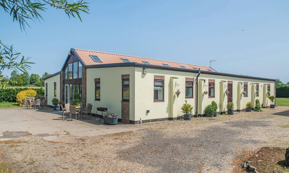 Great Hatfield Cottage | Cowslip Cottage- W43122