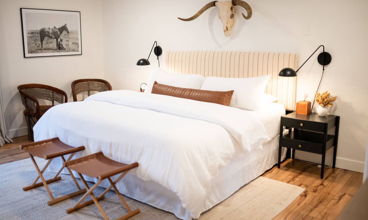 Fort Worth House | Cowtown Casita - Private guesthouse in Fort Worth - Walking distance to TCU!