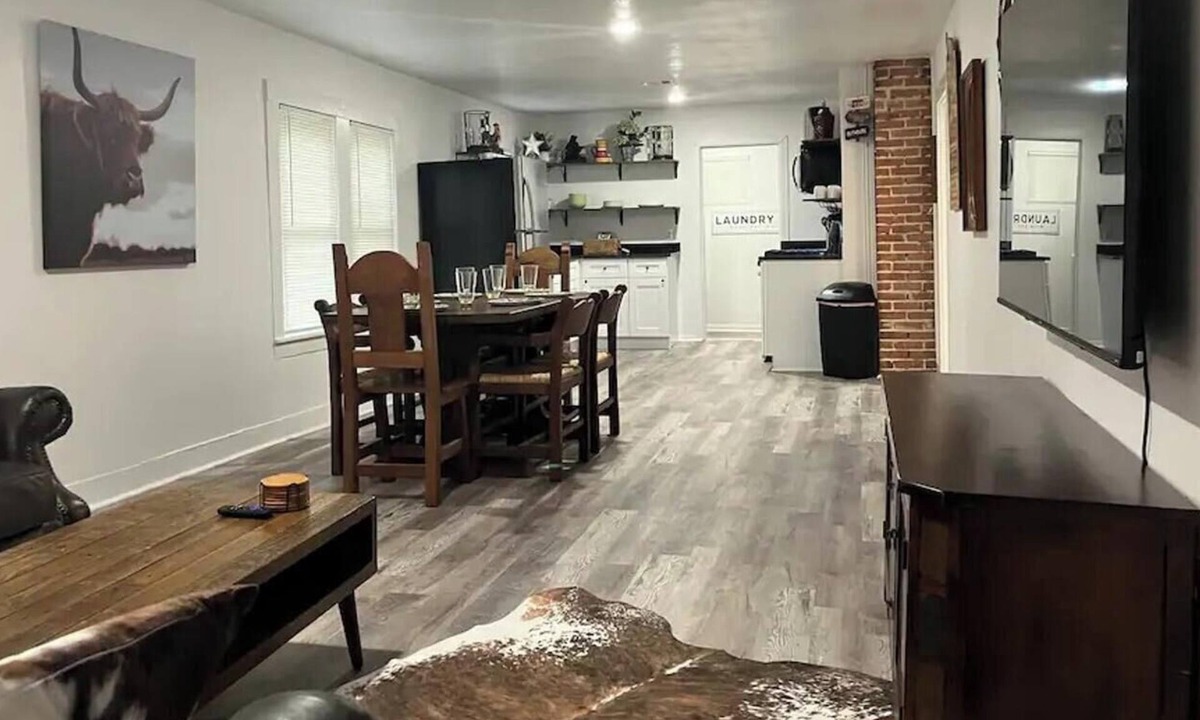 Fort Worth House | Cowtown Cottage: Steps to Stockyards - Near 2026 Cup
