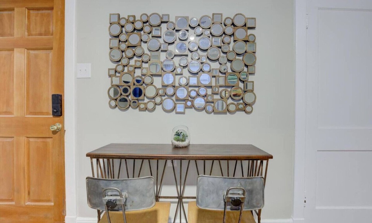 Cooper-Young Historic District House | Cox B · Cooper Young Bungalow w/all the Essentials!