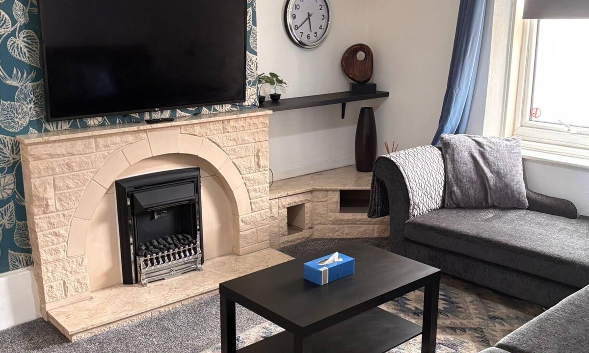 Gateshead House | Coxon - 5 Bdrm 4 beds Perfect 4 contractor