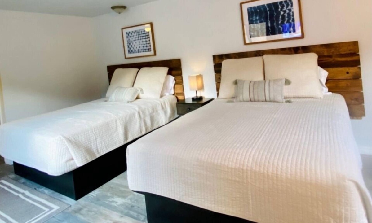Black Hawk Hotel | Coyote Motel West