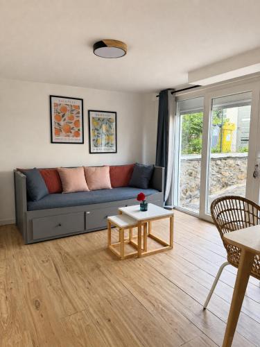 Val de Brie Apartment | Cozy 1 bedroom apartment with garden - breakfast included