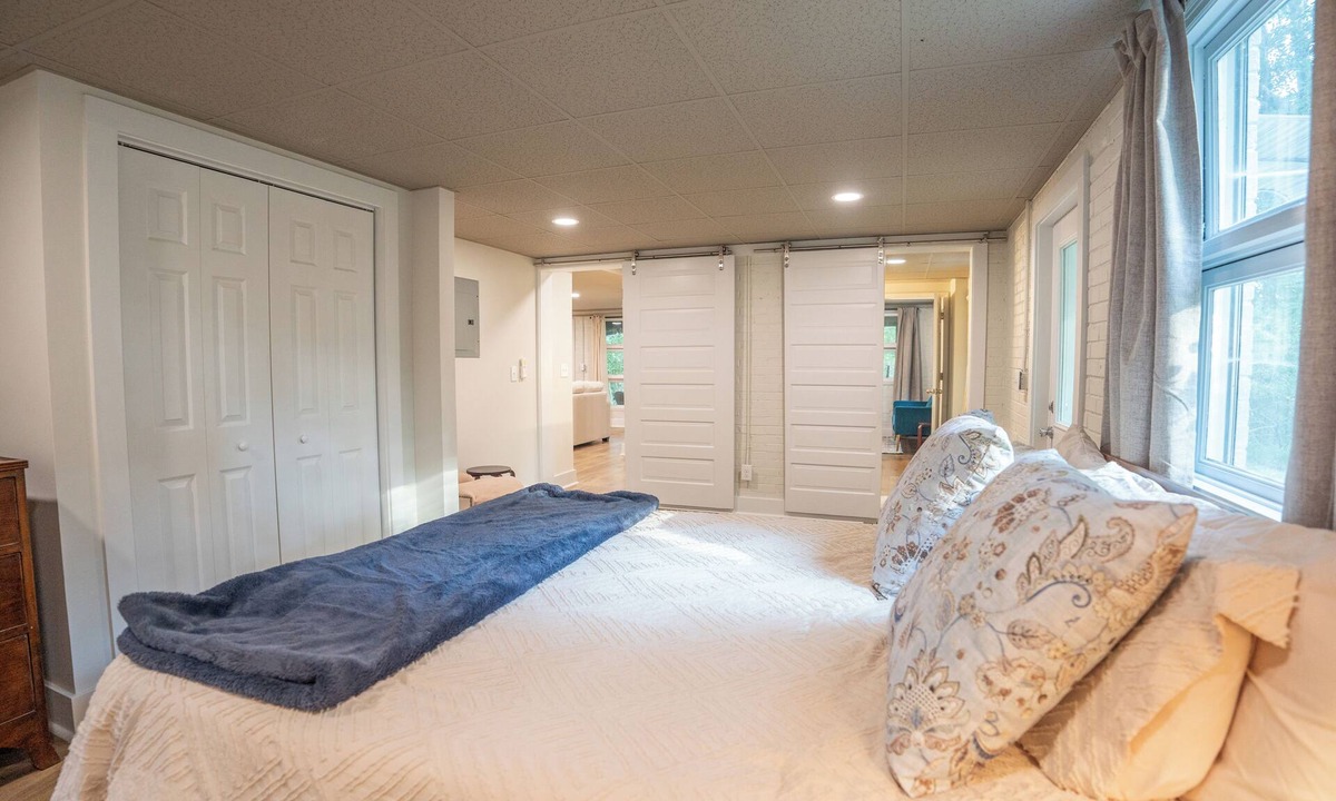 Canton Apartment | Cozy 1-bedroom apartment in marvelous Canton with AC