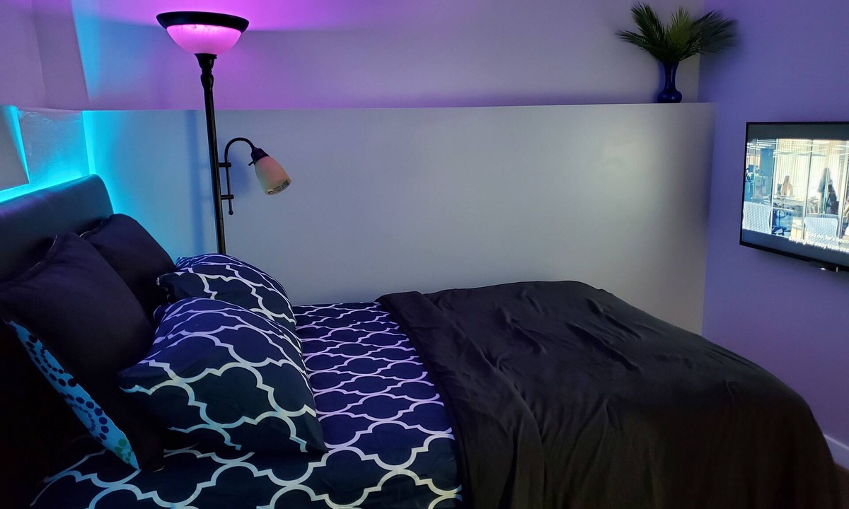 Calgary House | Cozy 1 bedroom basement suite