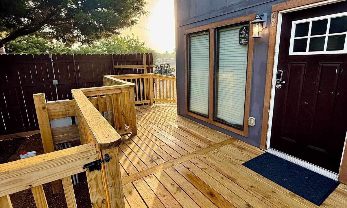 Farmersville Cabin | Cozy 1-bedroom cabin with private yard and deck.