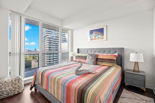 Yonge-Eglinton Apartment | Cozy 1 Bedroom Dunfield Ave