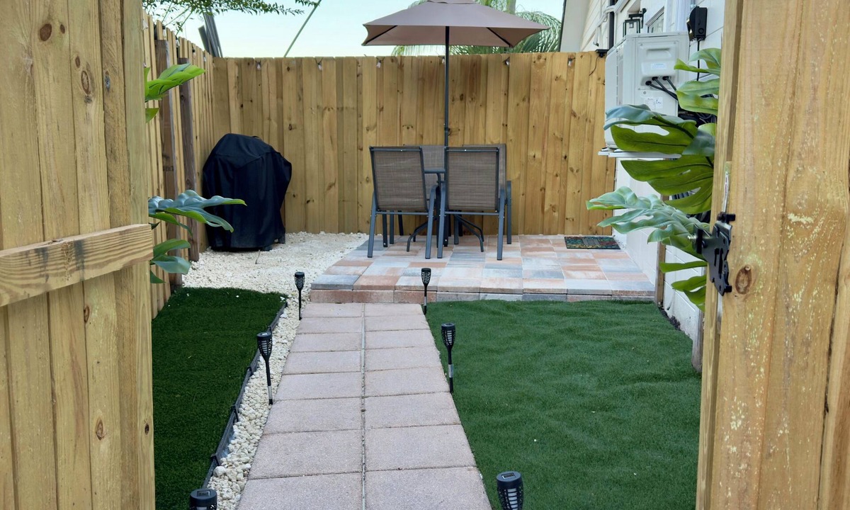 Orlando Apartment | Cozy 1-bedroom guest house in enjoyable Orlando with AC