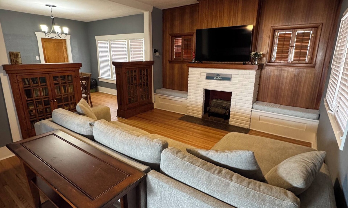 Wichita House | Cozy 1916 Uptown Treasure!