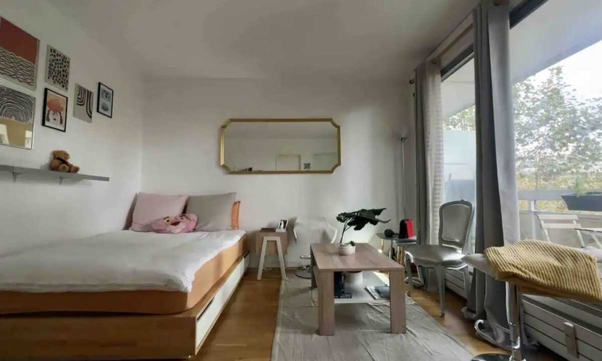 Levallois-Perret Apartment | Cozy 1Bedroom near l’Etoile Arc de Triomphe ⭐️ Big balcony!