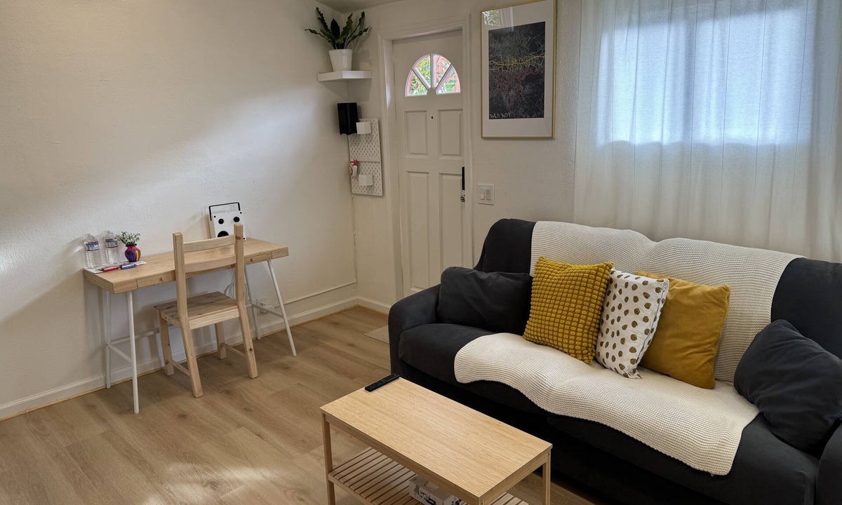 Southwest Annex Cottage | Cozy 1BR, 21 min away from SF