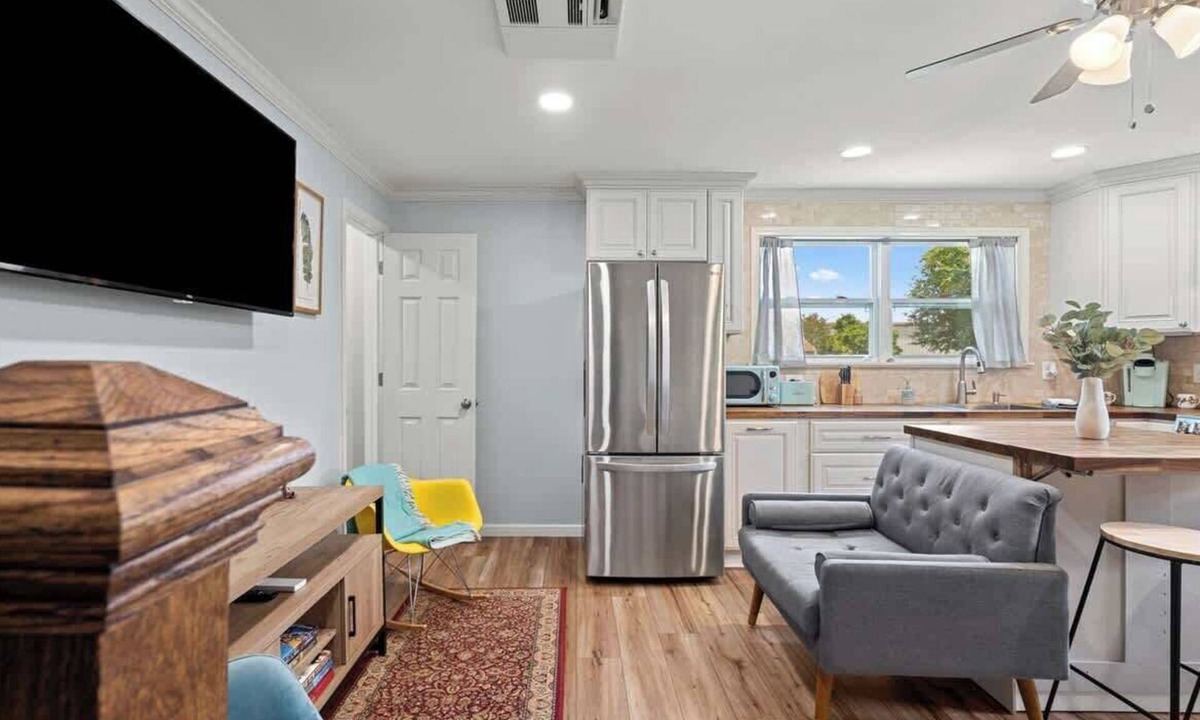 Bellview House | Cozy 1BR home w/backyard & workspace