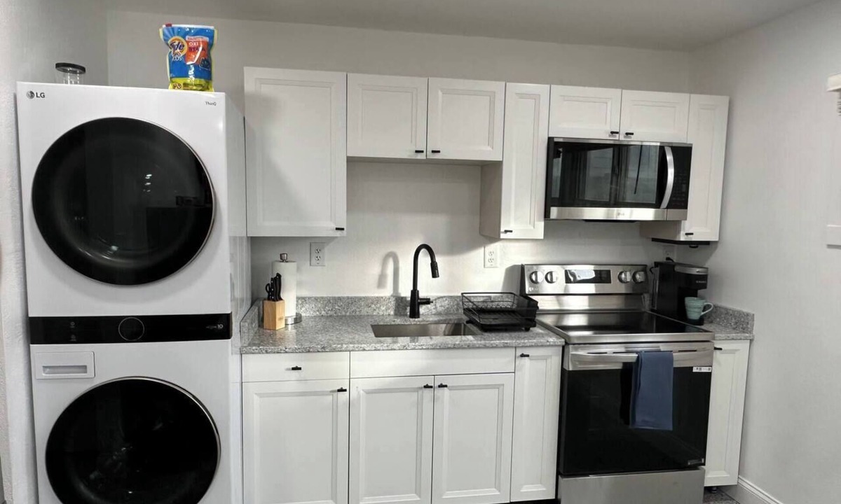 Cheyenne House | Cozy 1BR Retreat in Cheyenne